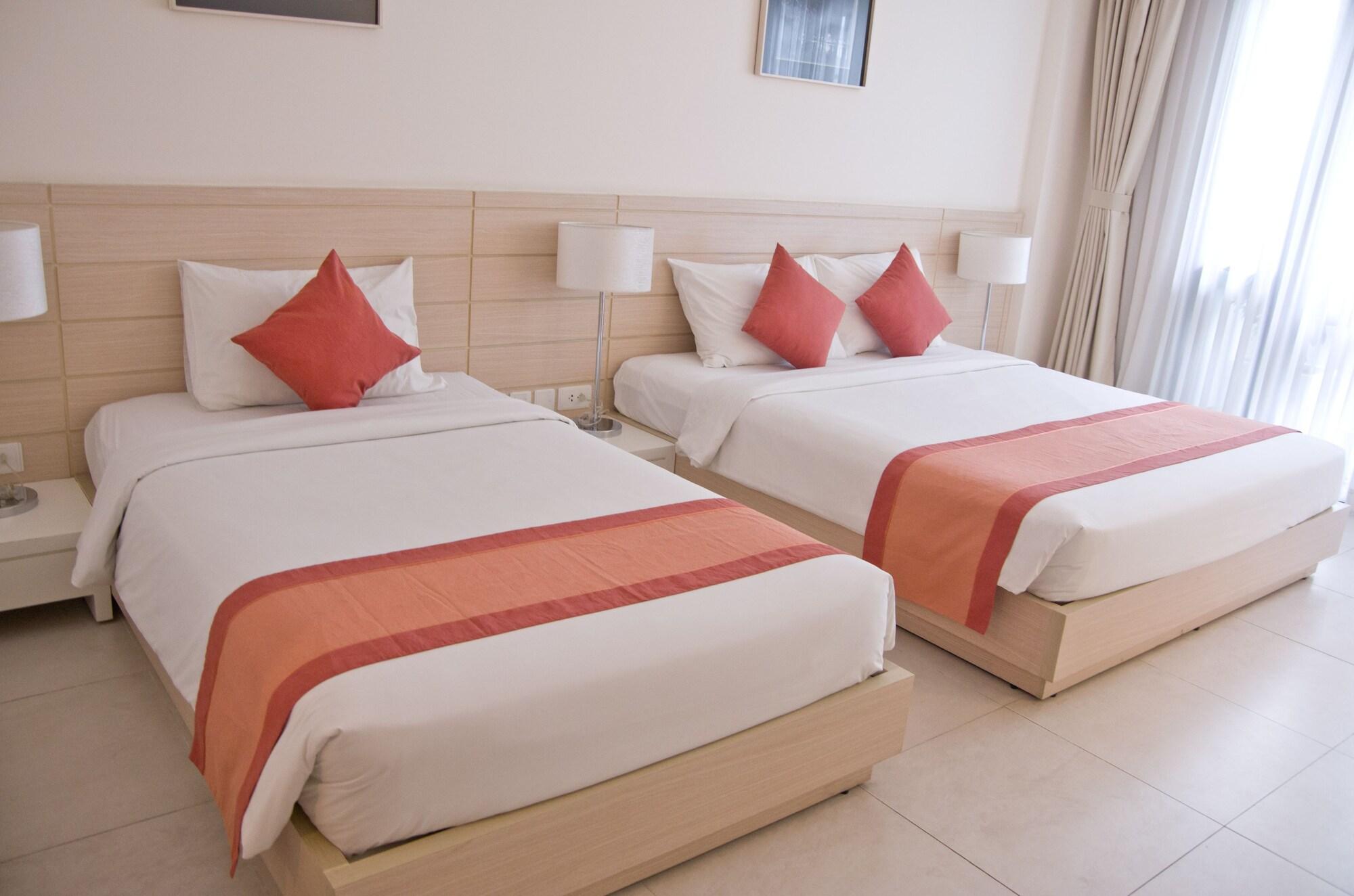 Nhi Phi Hotel На Транг Екстериор снимка