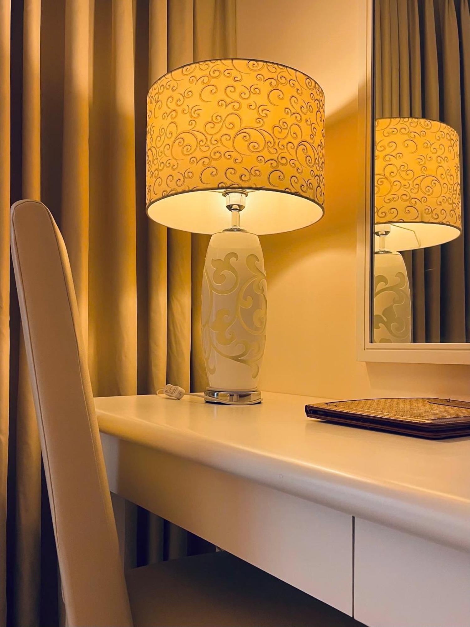 Nhi Phi Hotel На Транг Екстериор снимка